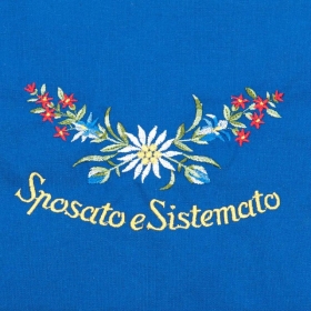 Blaue Sch�rze mit Motiv "Sposato e sistemato"